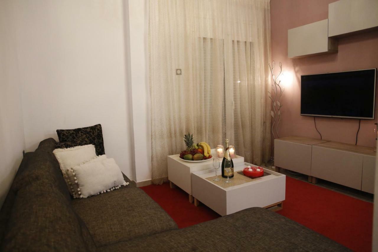 A Pleasant Stay In Chania Chrissi Akti Chania Exterior foto