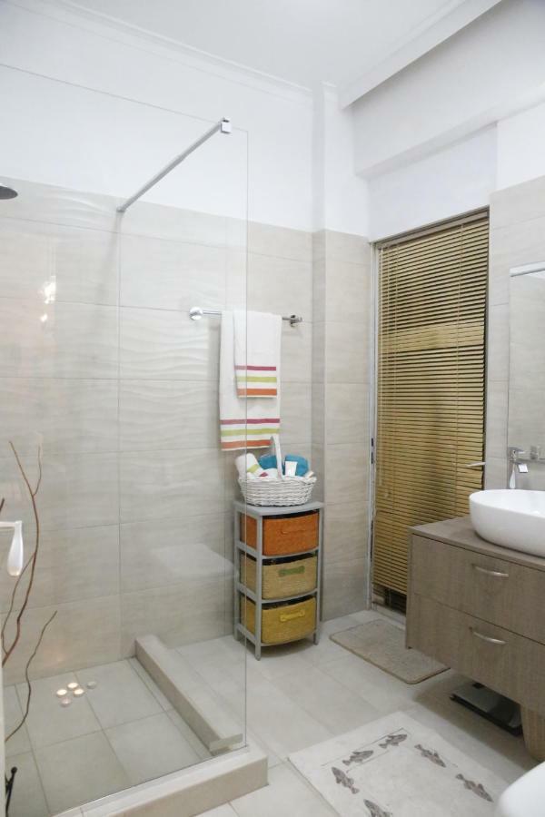 A Pleasant Stay In Chania Chrissi Akti Chania Exterior foto